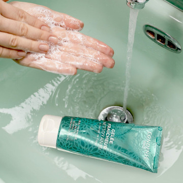 Fresh Cleansing Gel