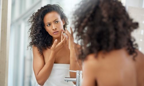Sérum peau grasse : comment rendre sa peau plus lisse ?