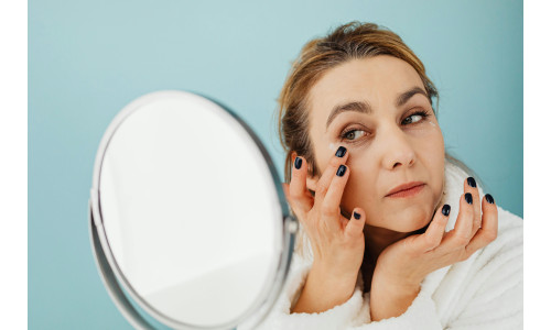 Soin anti-âge vs soin anti-rides : comprendre les différences pour mieux choisir