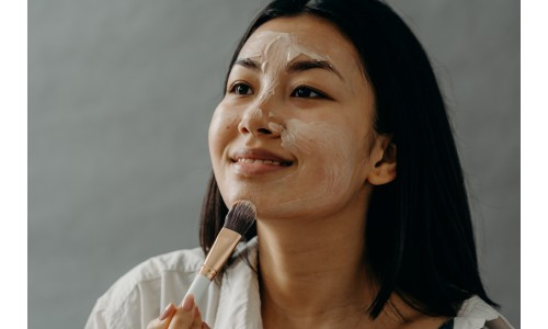 Routine de fêtes : bien préparer et hydrater sa peau pour les fêtes de fin d'année
